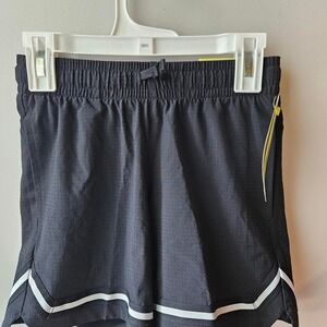 XS shorts All‎ In Motion New